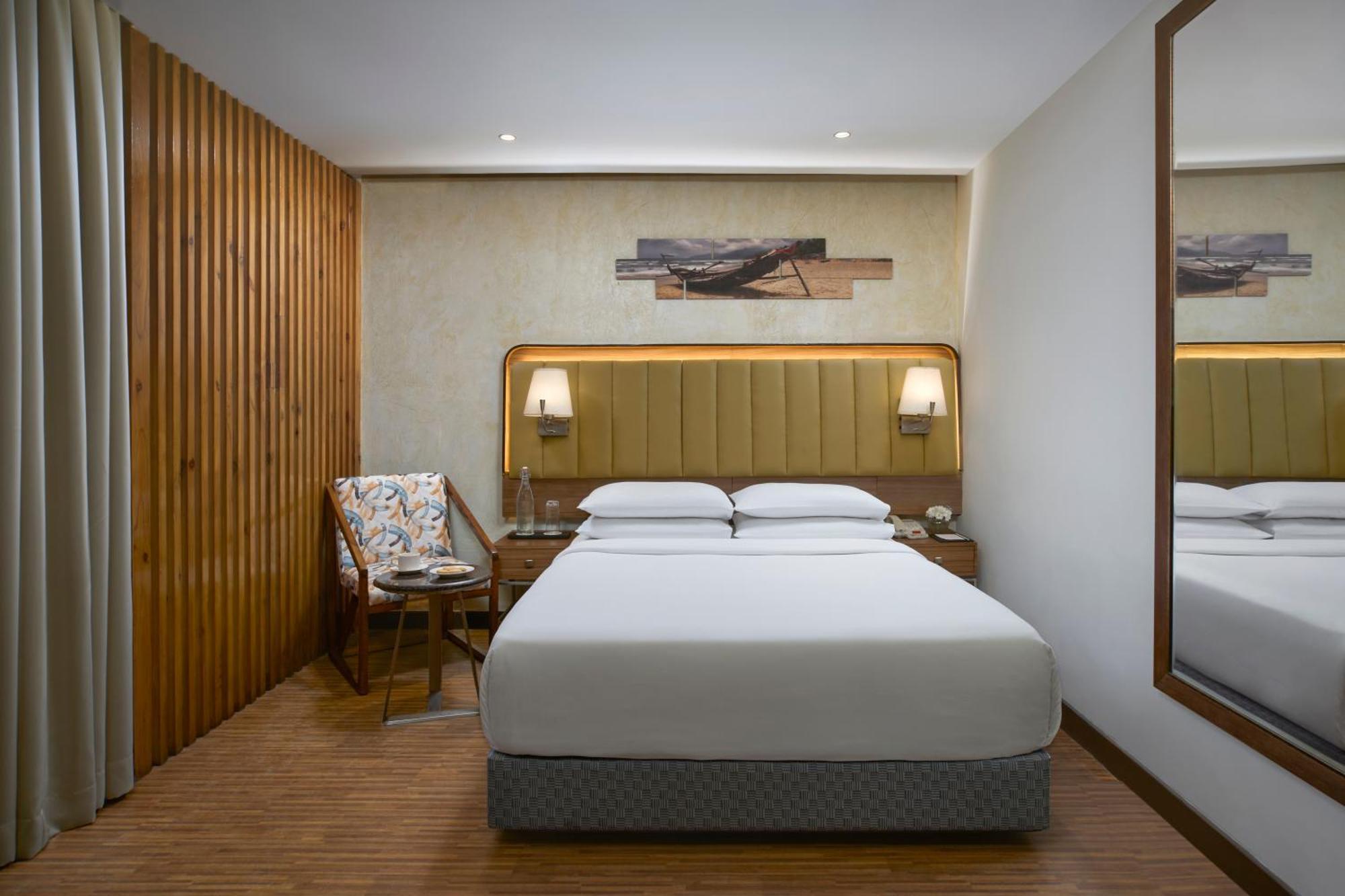 Park Inn By Radisson Goa Candolim Esterno foto