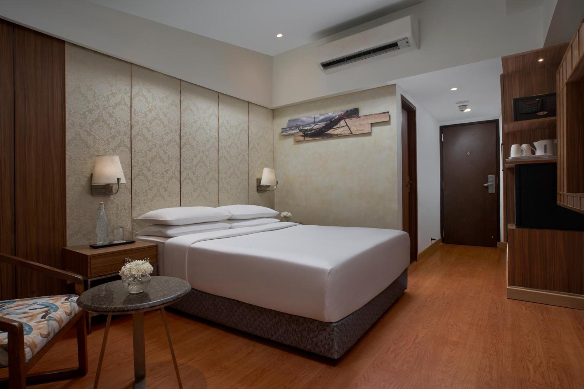 Park Inn By Radisson Goa Candolim Esterno foto