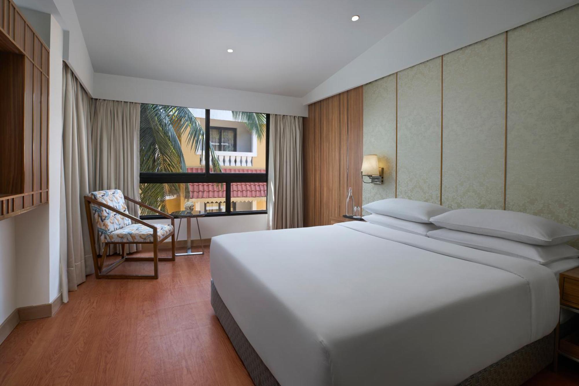Park Inn By Radisson Goa Candolim Esterno foto